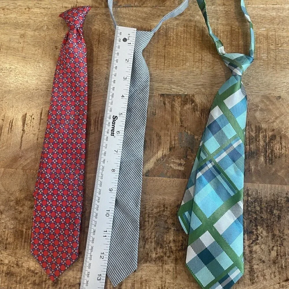 Gymboree, crazy 8 and red Tie lot of 3 Size 2T-5T /one size